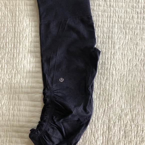Lululemon high rise crop leggings - Picture 1 of 1